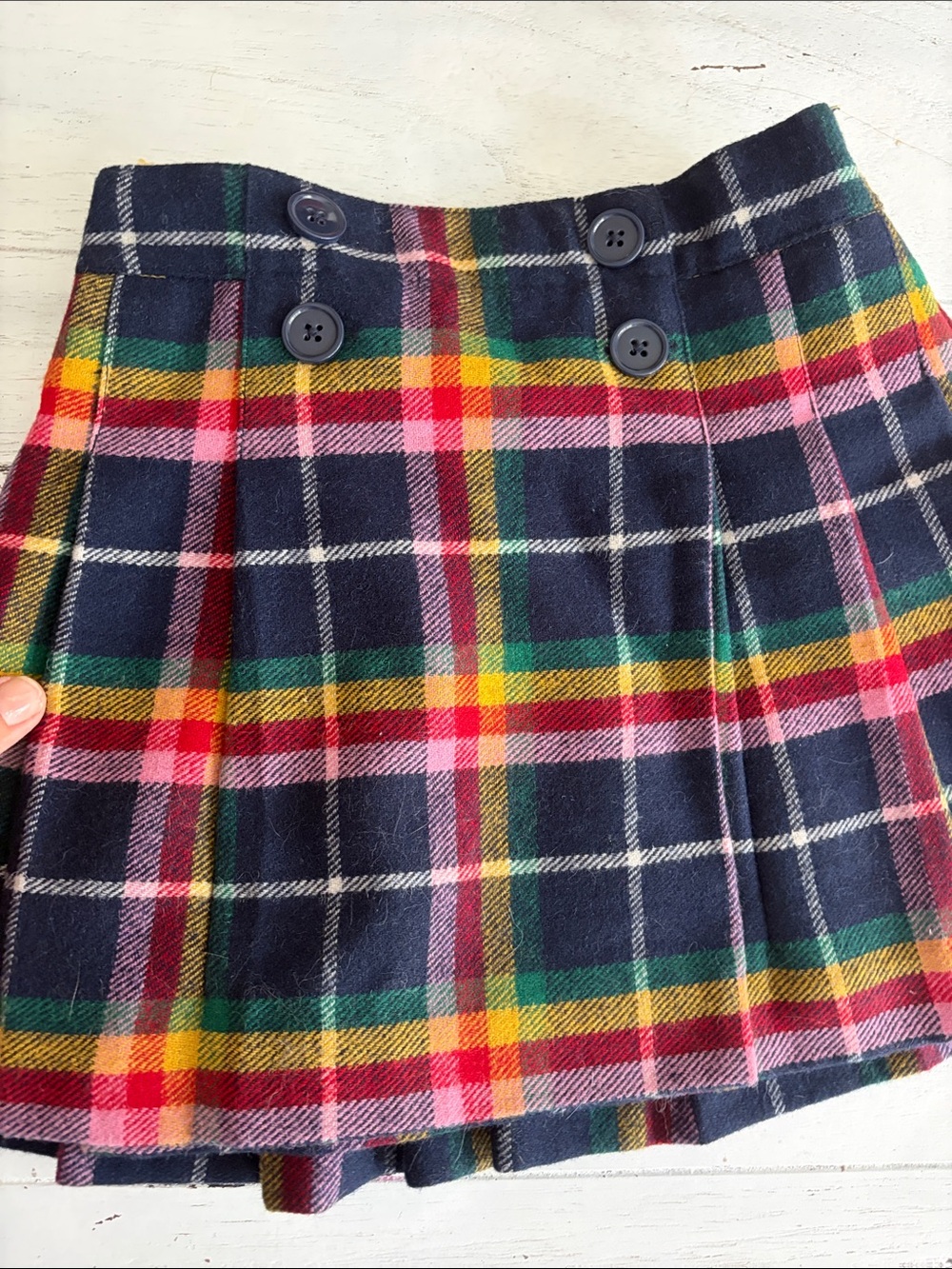 Mini Boden skirt plaid rainbow wool Size 5-6 years old NWT pleated button navy - Picture 2 of 9